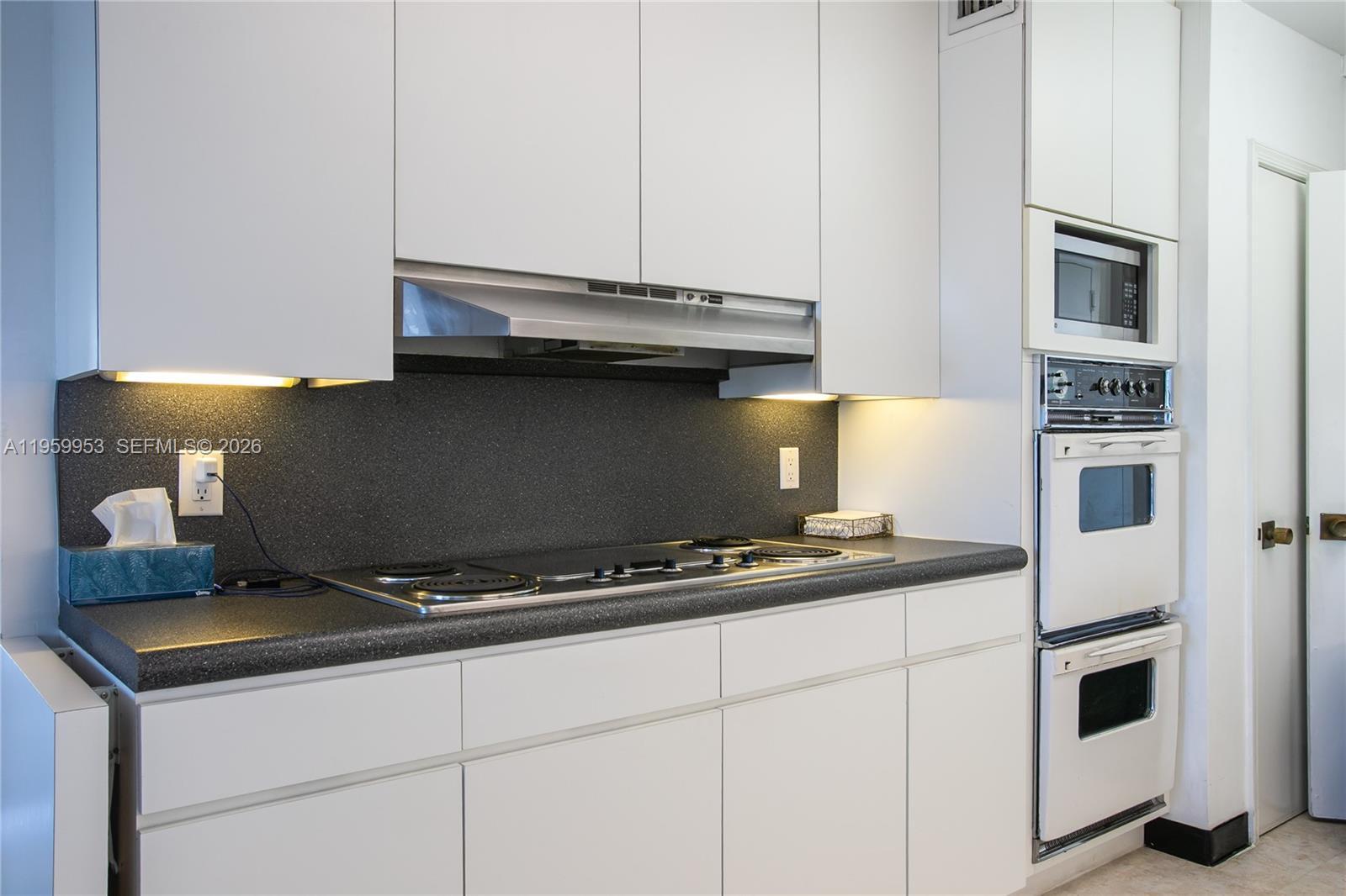1800 NE 114th St # 1810, Miami FL 33181 photo 5