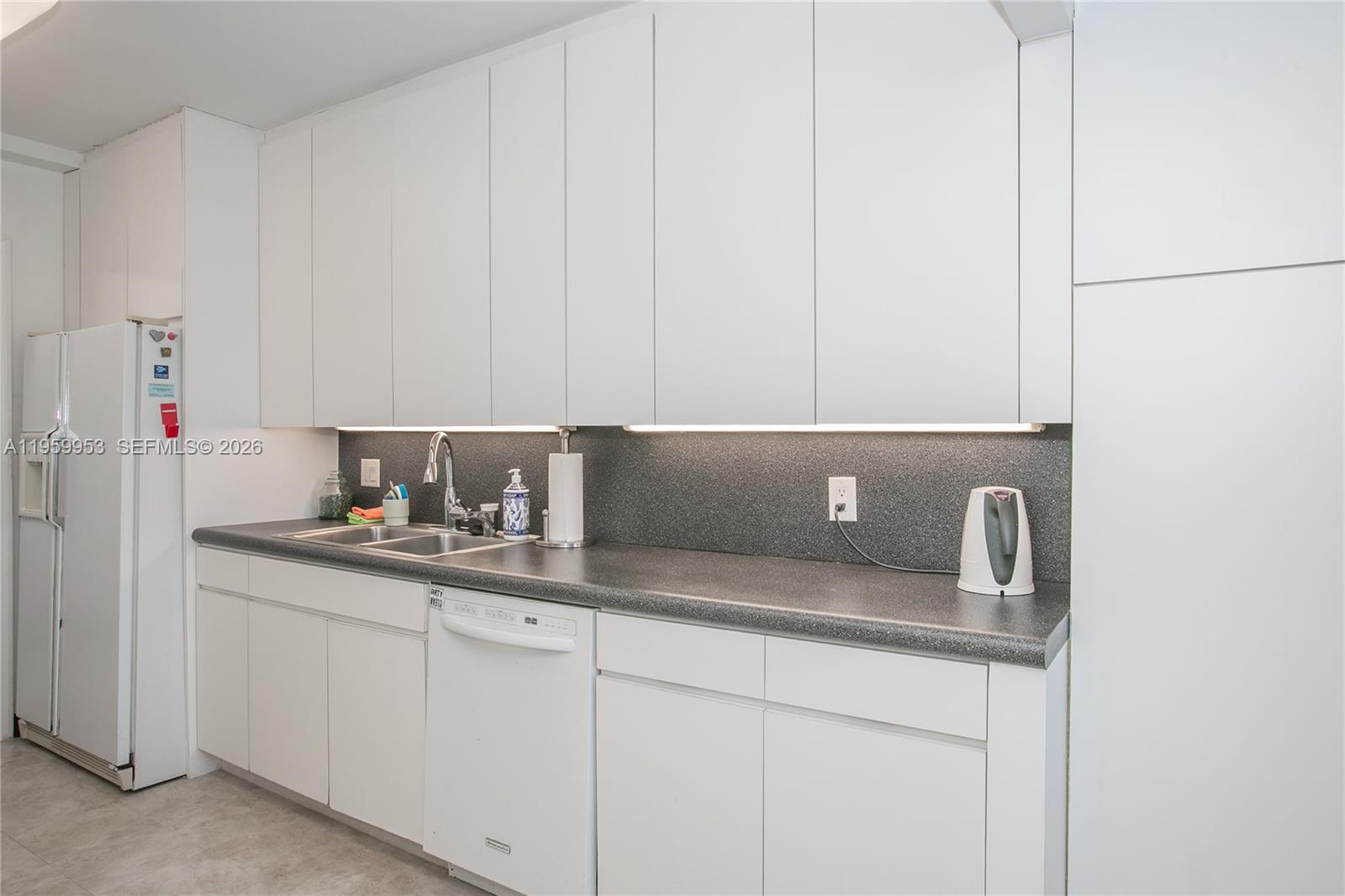 1800 NE 114th St # 1810, Miami FL 33181 photo 4