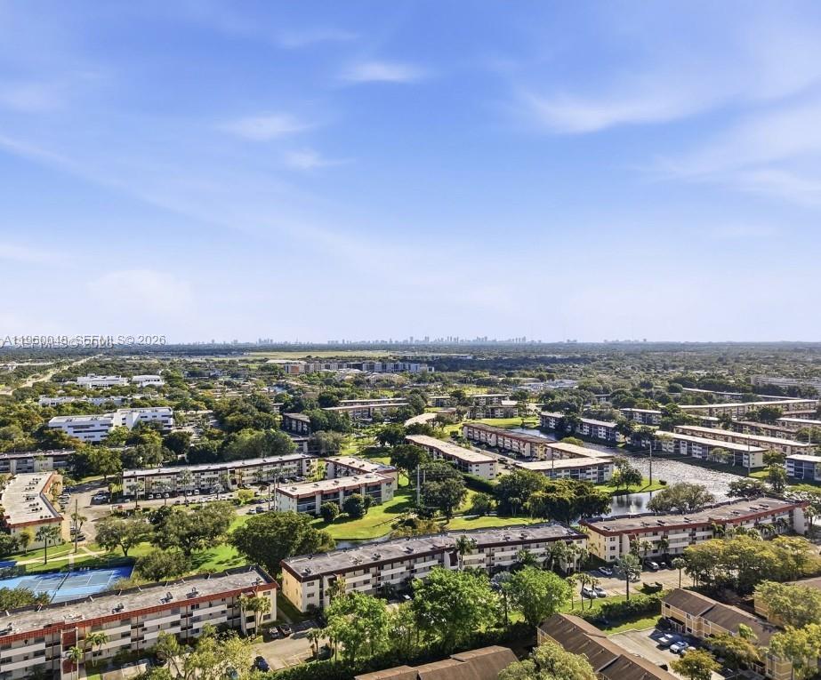 300 S Hollybrook Dr # 203, Pembroke Pines FL 33025