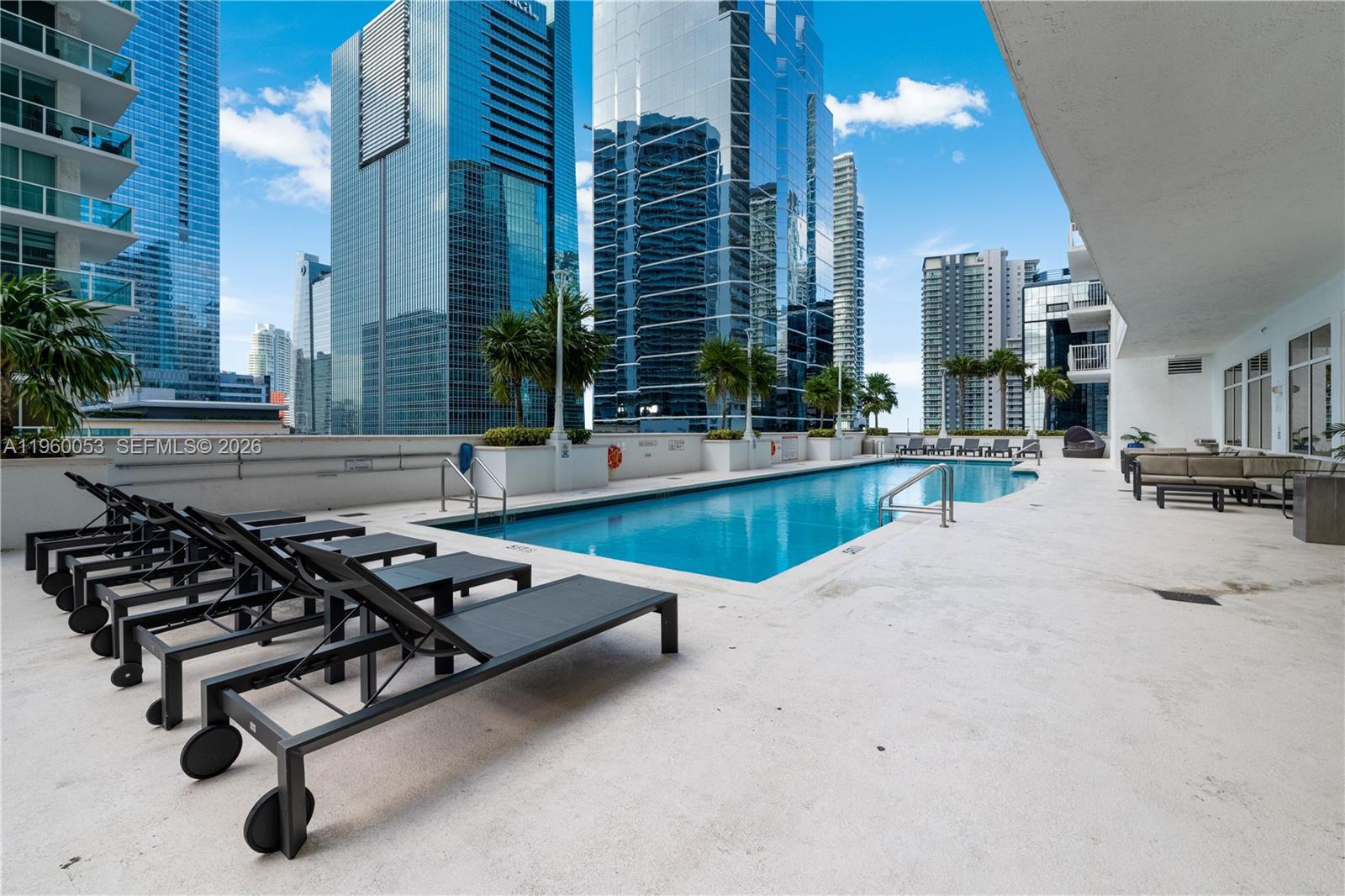 1200 Brickell Bay Dr # 1705, Miami FL 33131 photo 4
