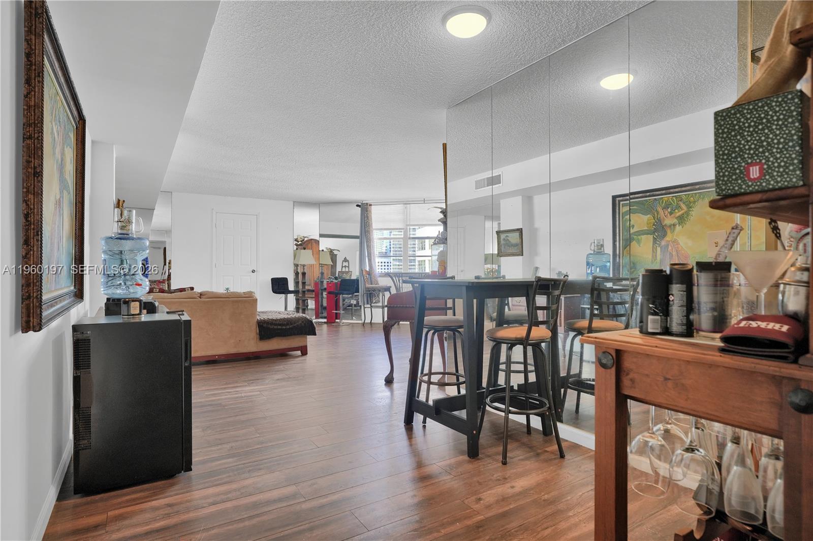 905 Brickell Bay Dr # 1121, Miami FL 33131 photo 3