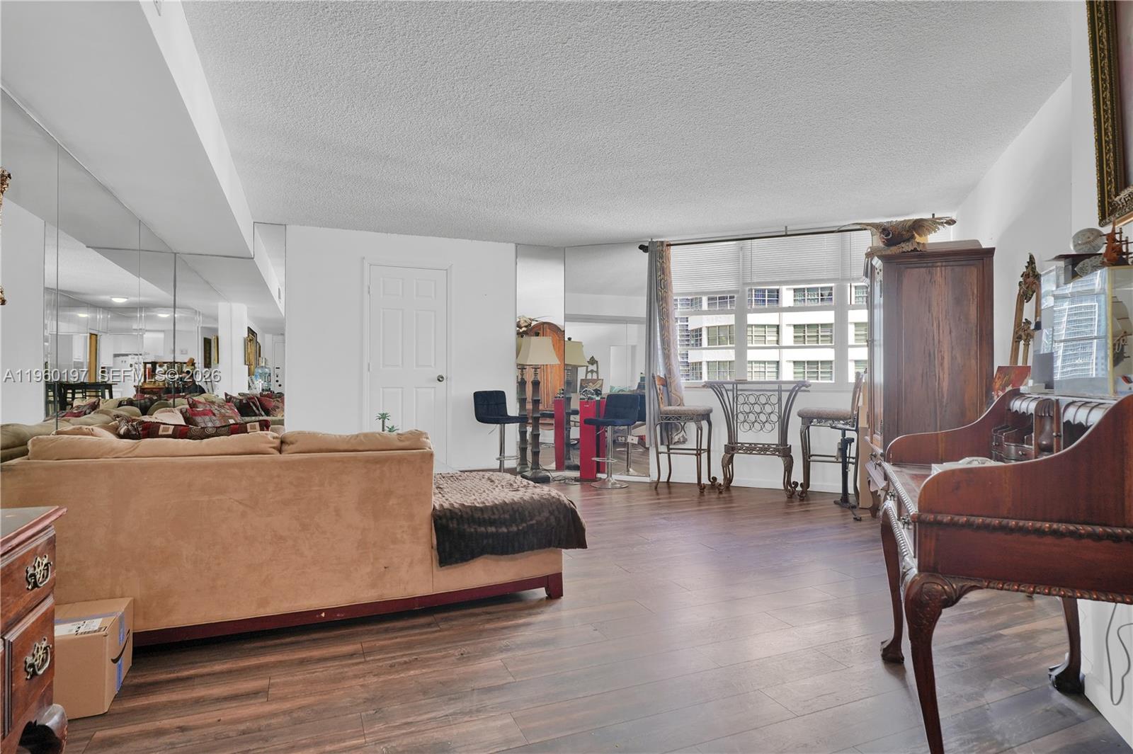 905 Brickell Bay Dr # 1121, Miami FL 33131 photo 5