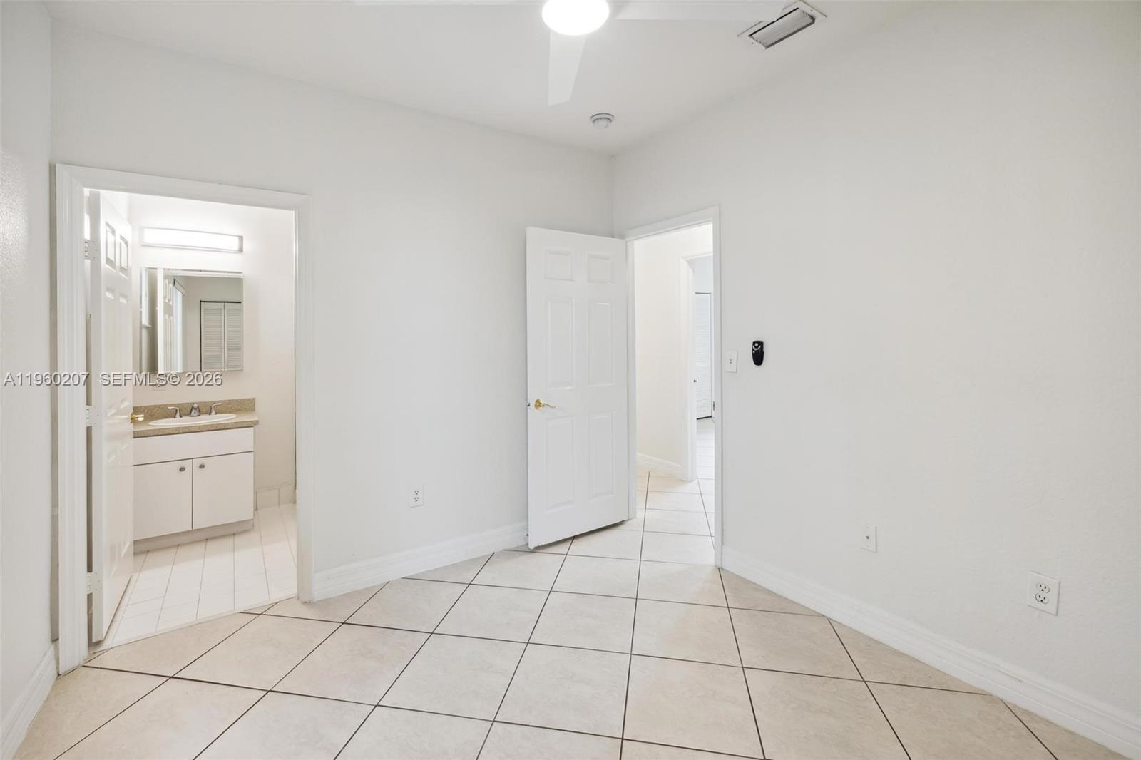 3134 Hibiscus St, Miami FL 33133 photo 5