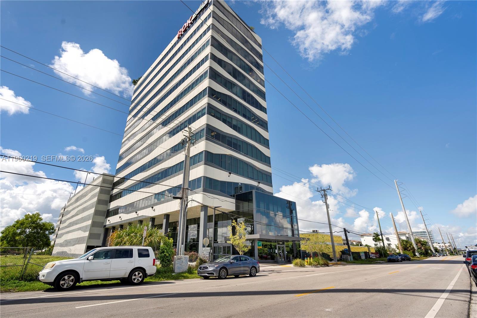 19790 W Dixie Hwy 1006 Hwy # 1006, Miami FL 33180