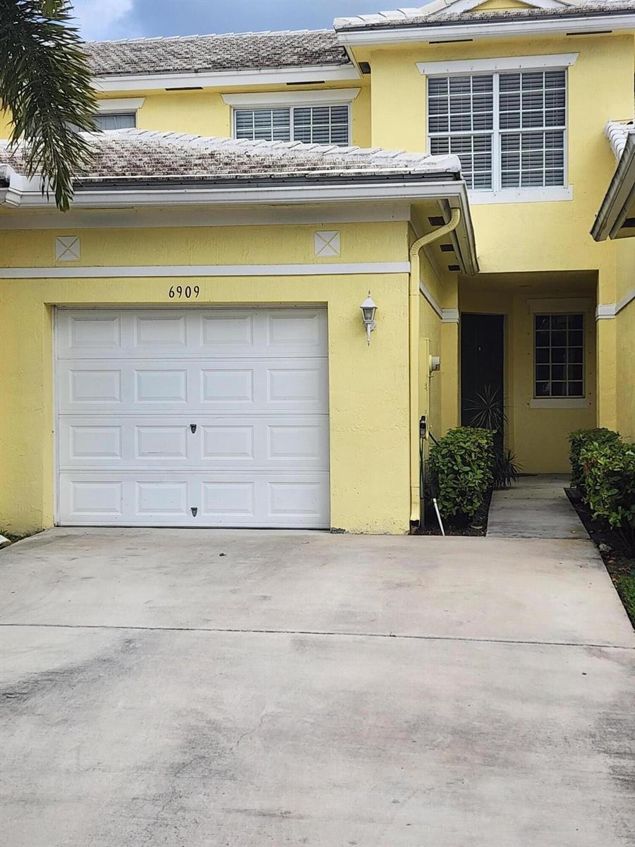 6909 Blue Skies Drive, Lake Worth FL 33463