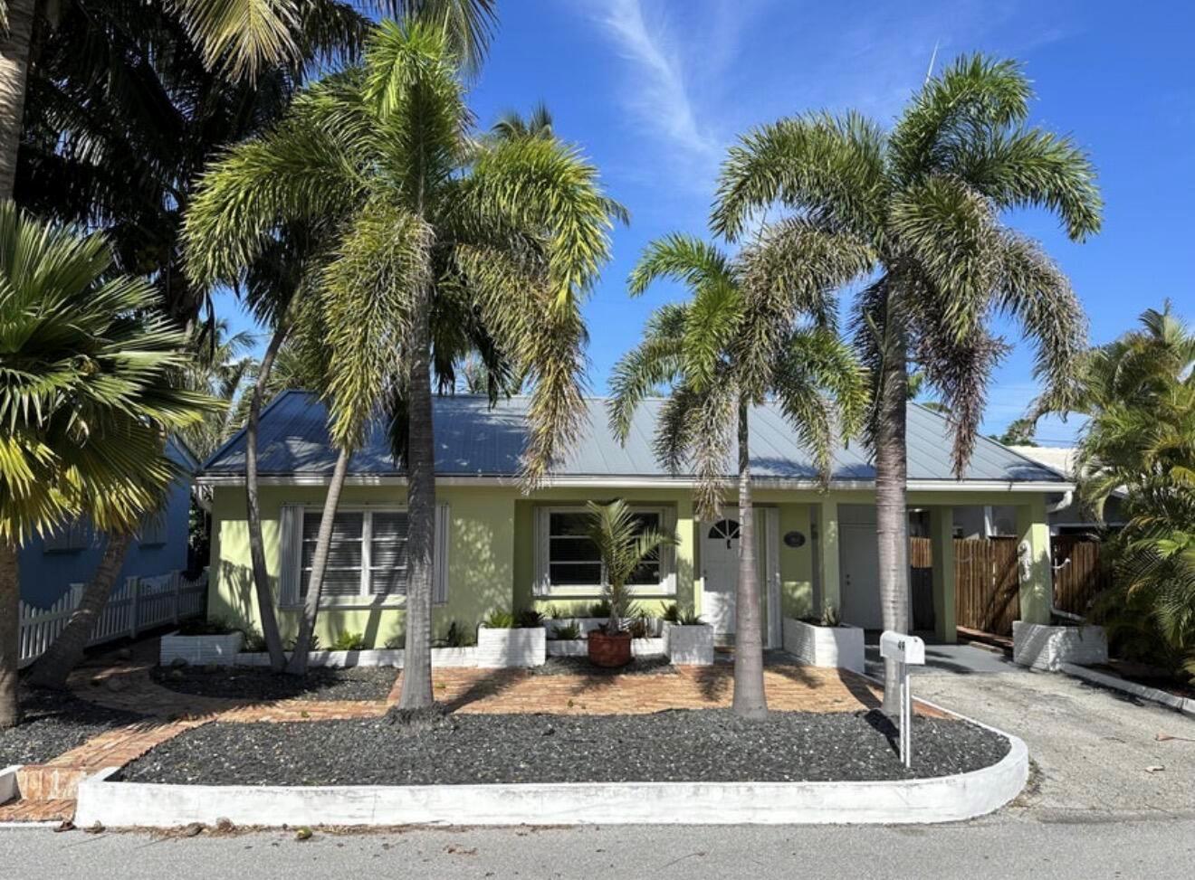 49 Douglas Drive, Ocean Ridge FL 33435