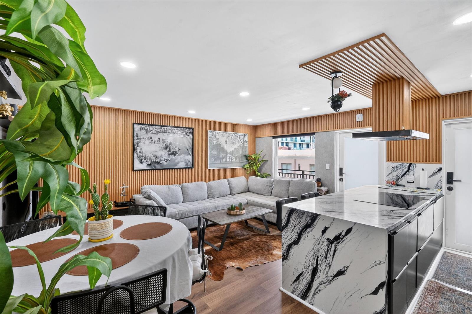 363 Washington Avenue # 32, Miami Beach FL 33139 photo 2