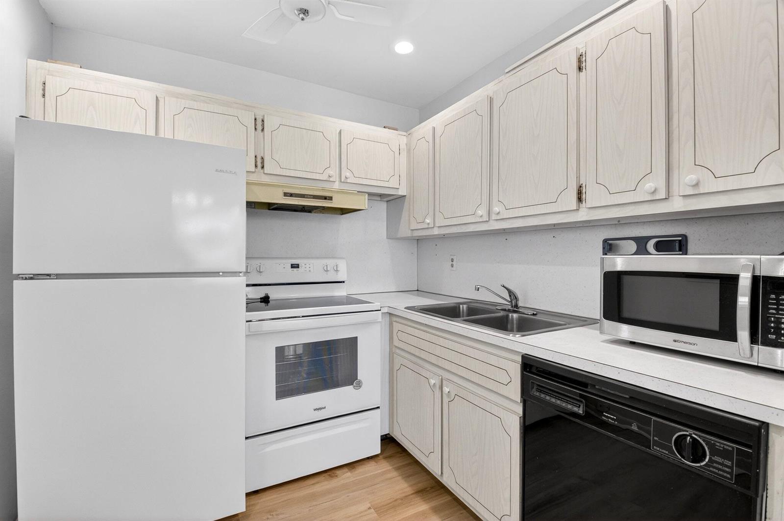 480 W Boynton Beach Boulevard # 205, Boynton Beach FL 33435 photo 4