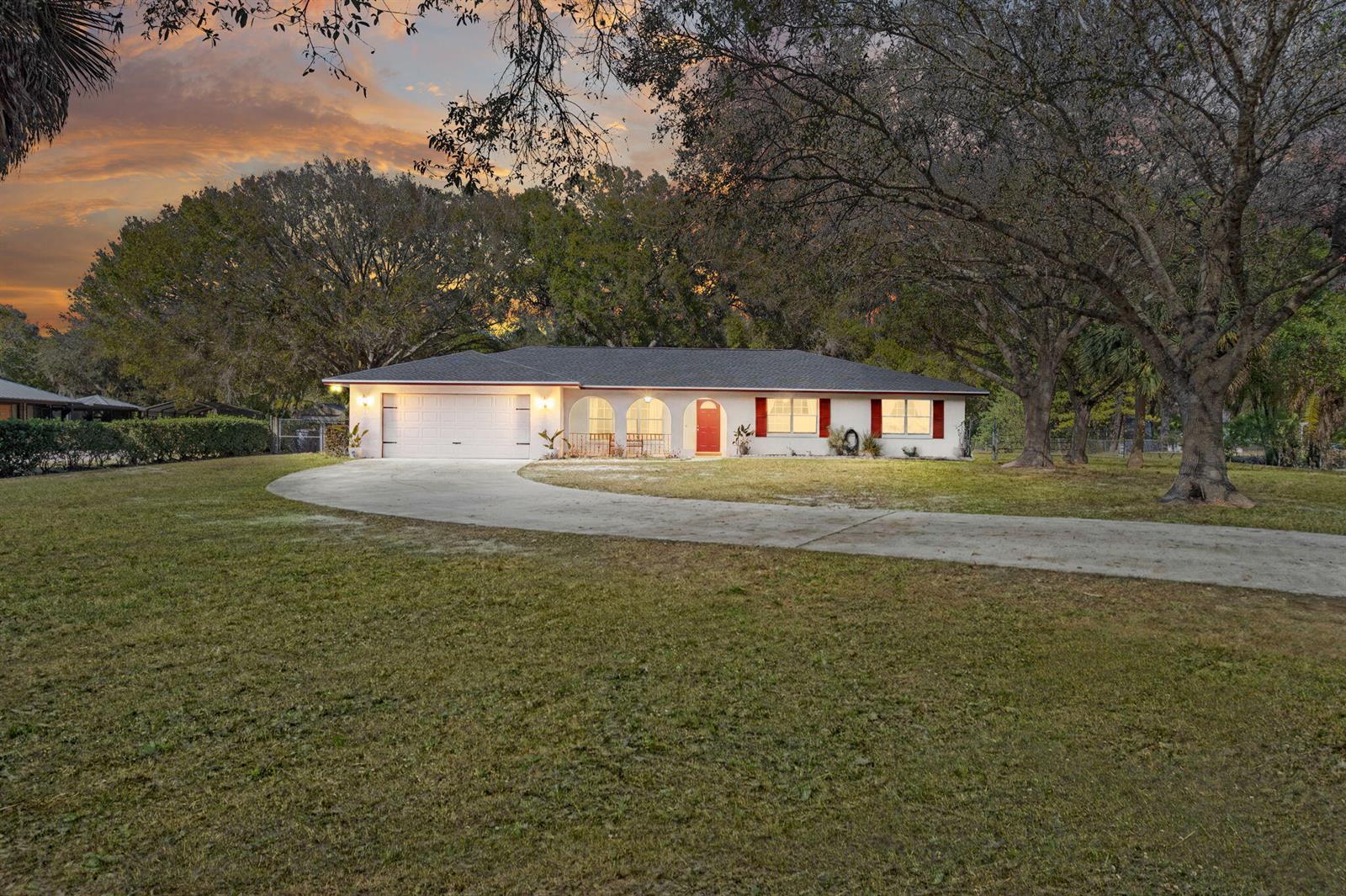 2902 Grove Drive, Fort Pierce FL 34981 photo 3