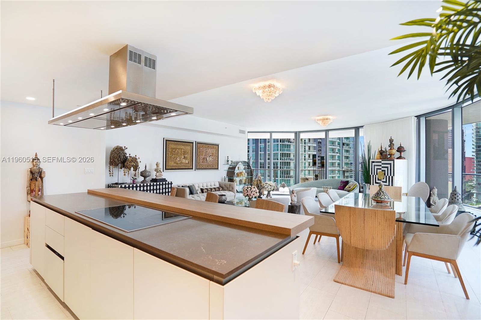 1000 Brickell Plz # 1902, Miami FL 33131 photo 2