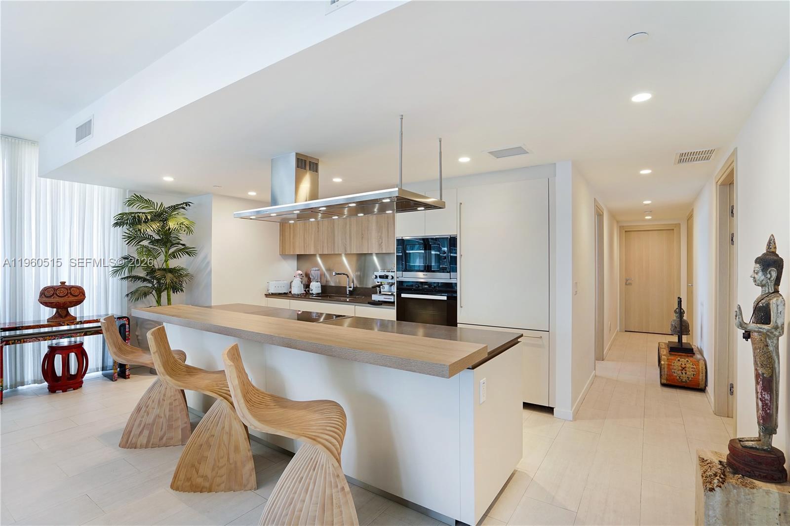 1000 Brickell Plz # 1902, Miami FL 33131 photo 4