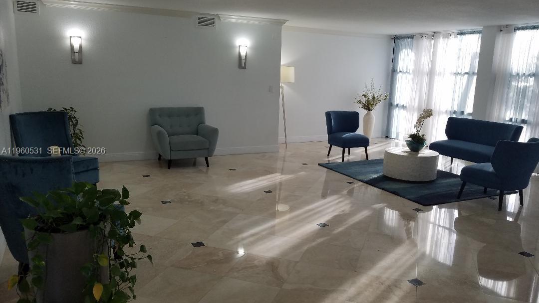 800 Parkview Dr # 416, Hallandale Beach FL 33009 photo 4