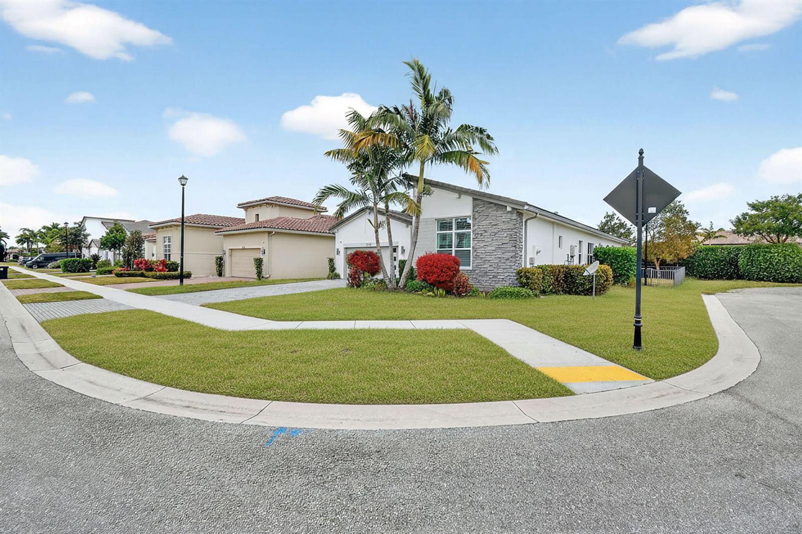5119 Beland Drive, Lake Worth FL 33467 photo 5