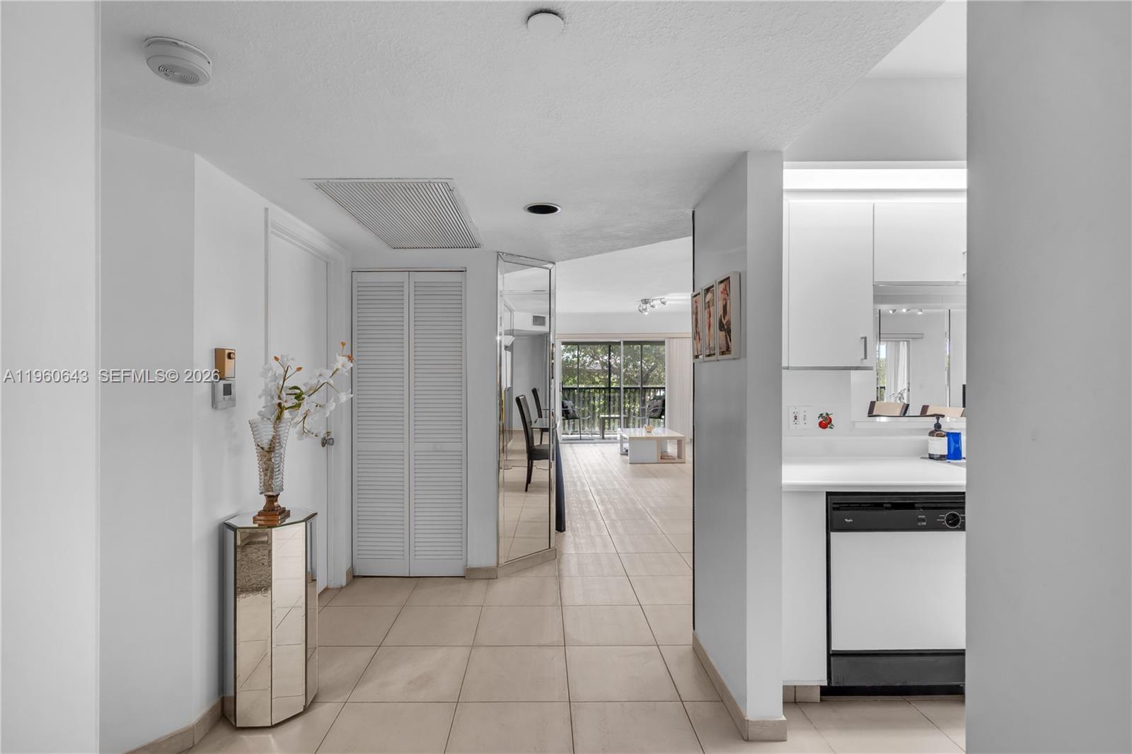 901 SW 141st Ave # 405M, Pembroke Pines FL 33027 photo 3
