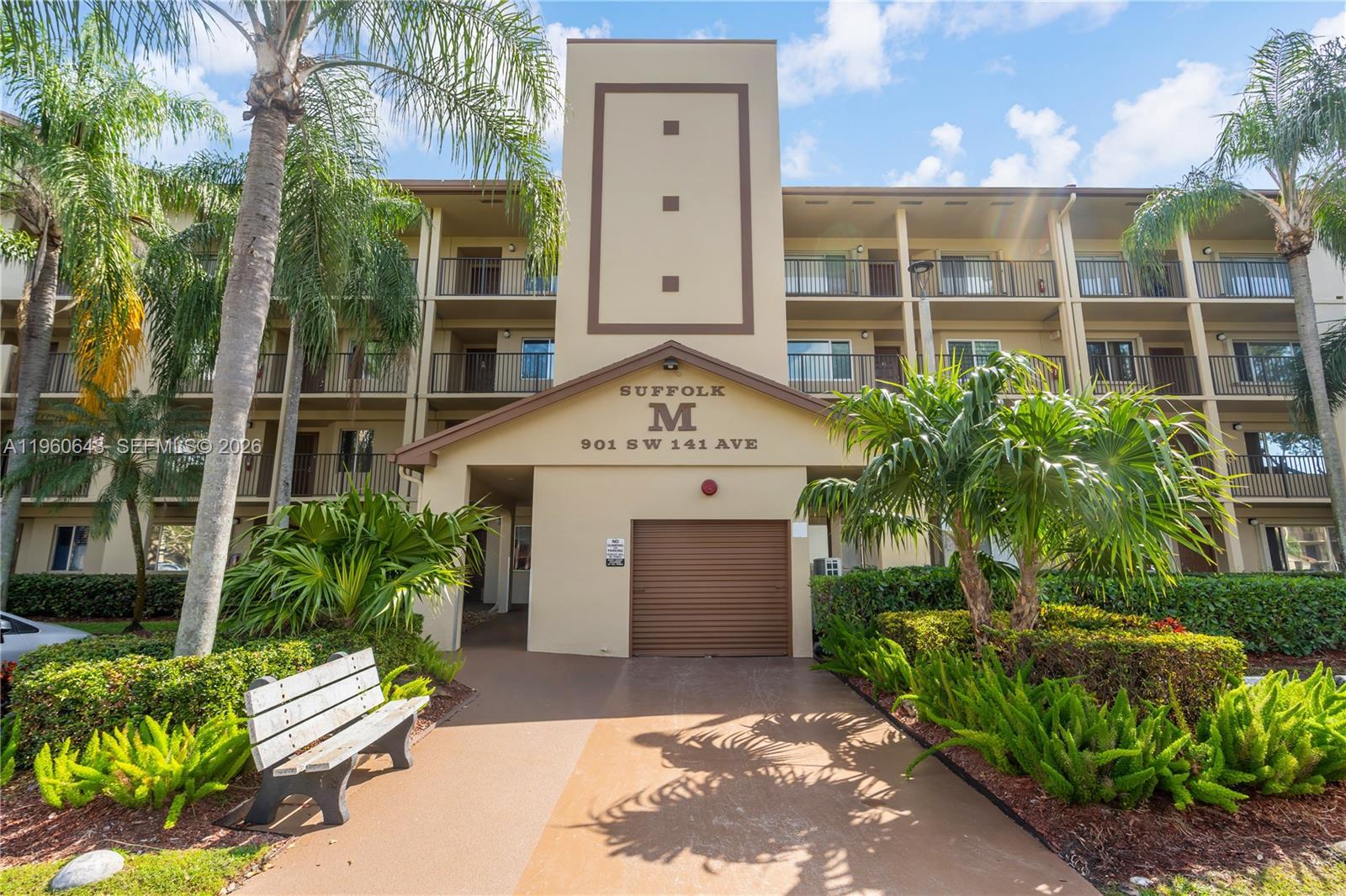 901 SW 141st Ave # 405M, Pembroke Pines FL 33027
