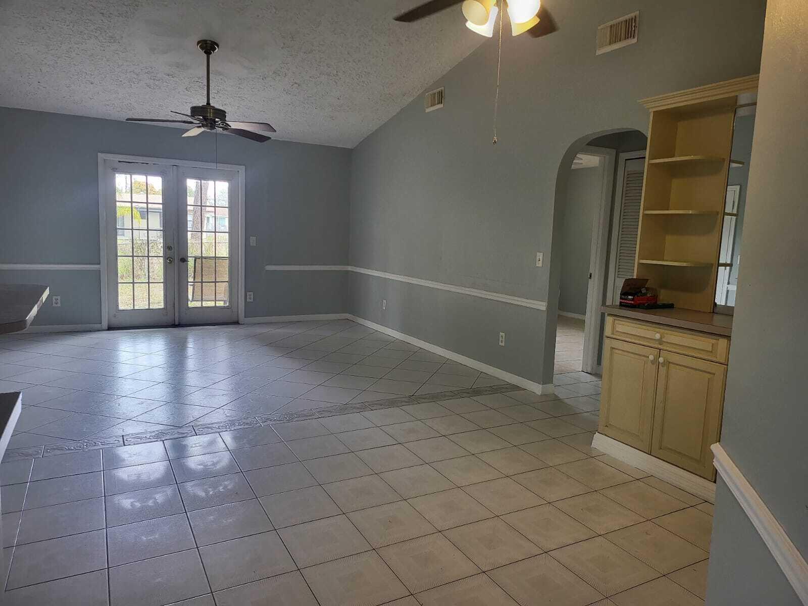 349 SE Fallon Drive, Port St. Lucie FL 34983 photo 4