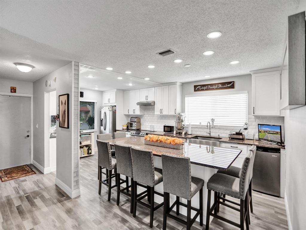 138 Lake Barbara Drive # 138, West Palm Beach FL 33411 photo 4