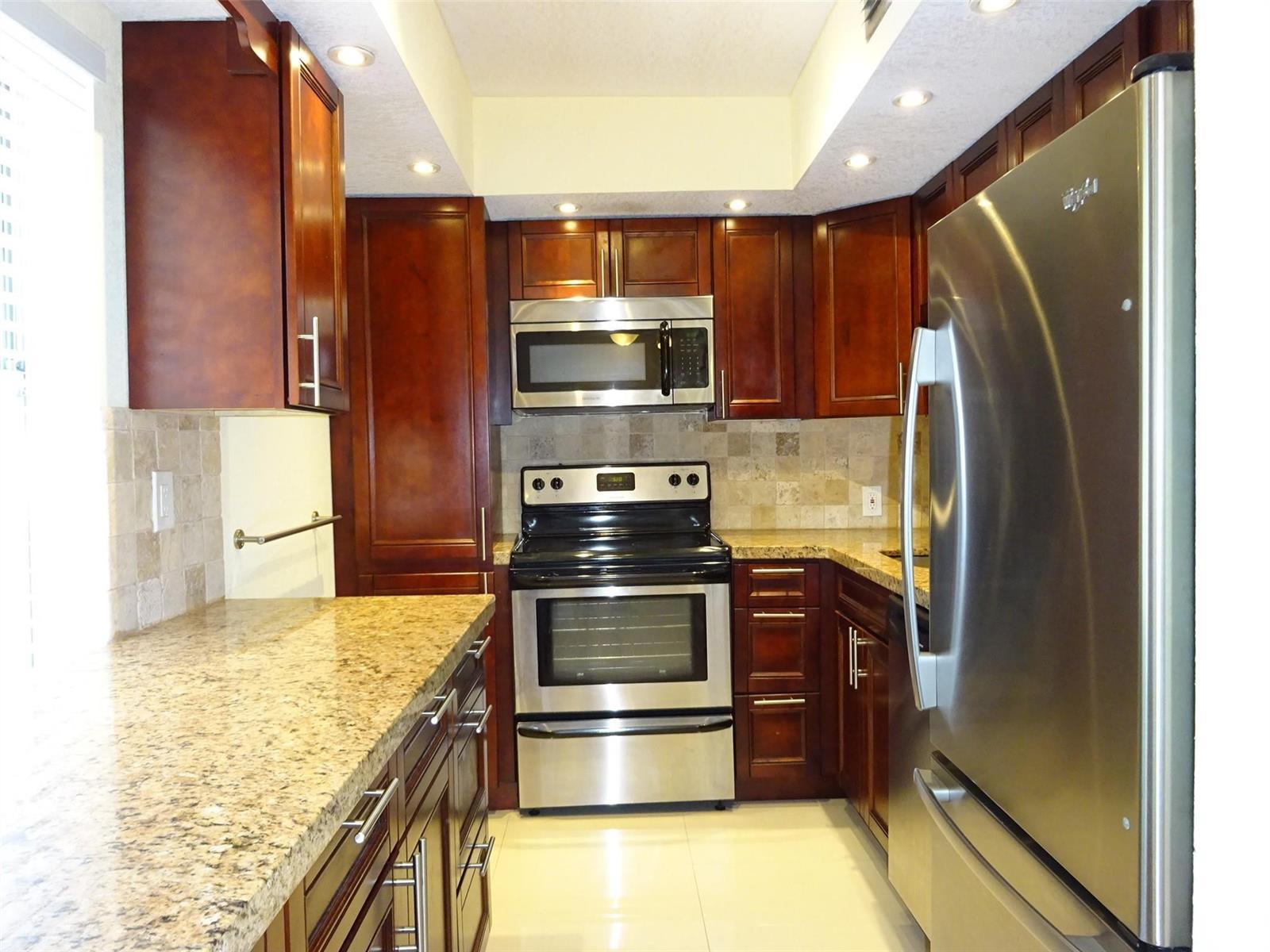 2801 N Palm Aire Drive # 308, Pompano Beach FL 33069 photo 4