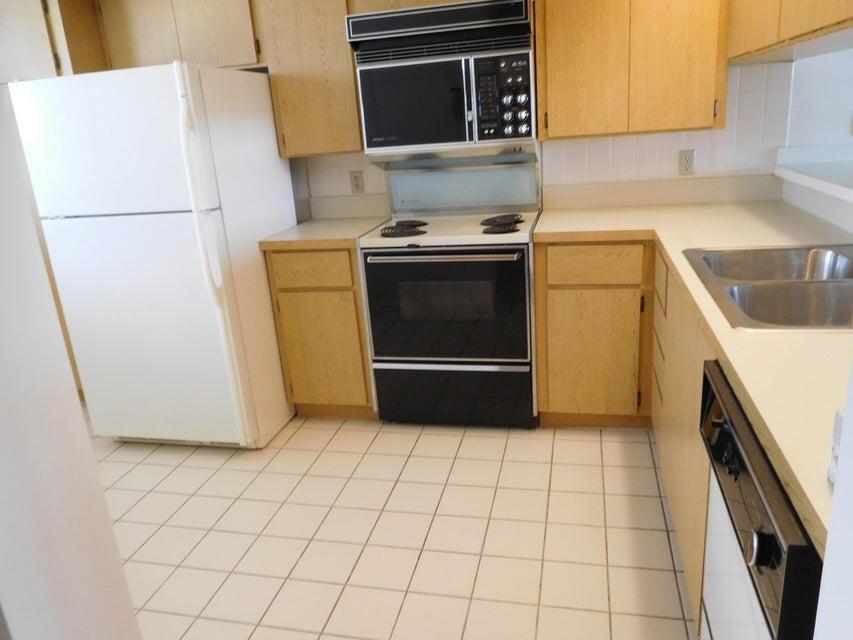 2601 Village Boulevard # 406, West Palm Beach FL 33409 photo 2