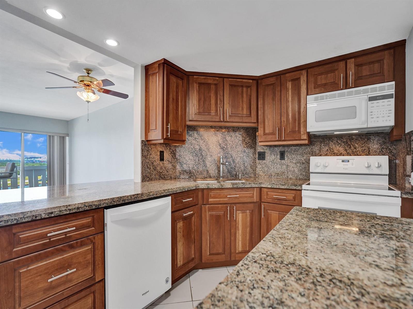 2100 S Ocean Drive # 9L, Fort Lauderdale FL 33316 photo 2
