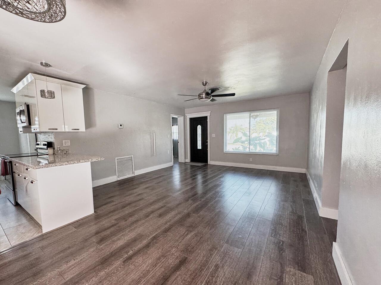 3621 NW 35th Way, Lauderdale Lakes FL 33309 photo 3