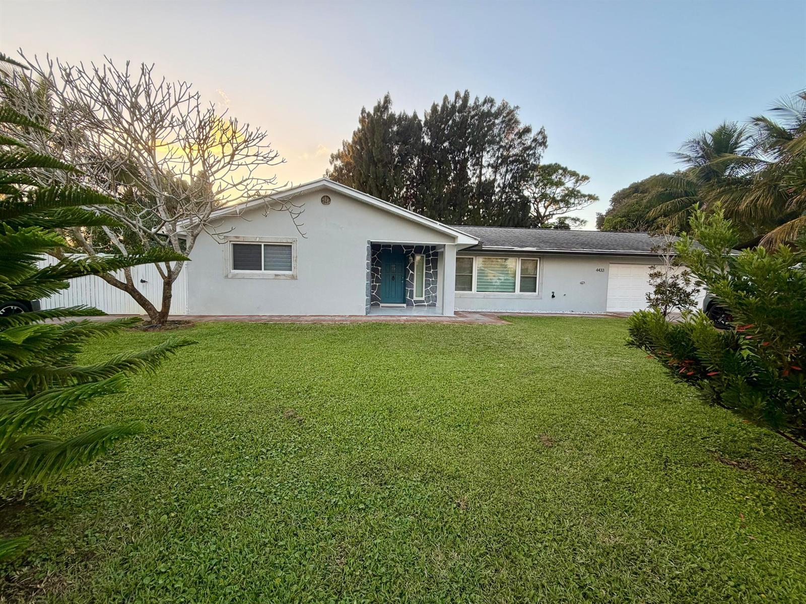 4433 Foss Road, FL 33461