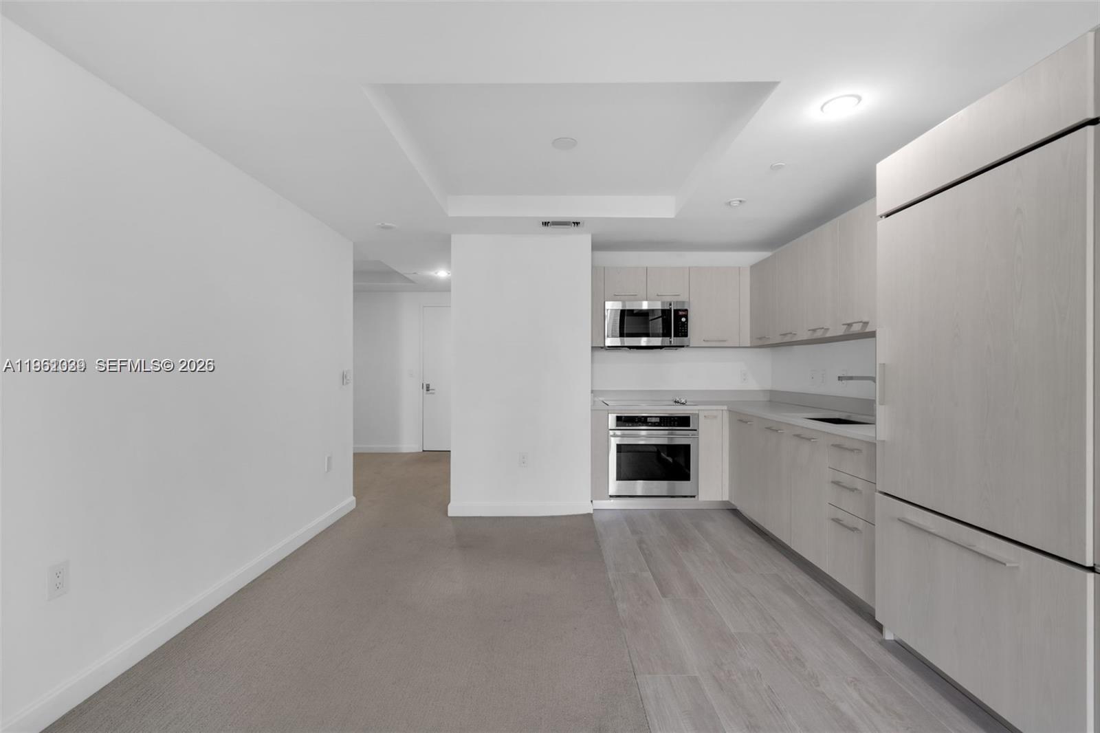 45 SW 9th St # 2204, Miami FL 33130 photo 4