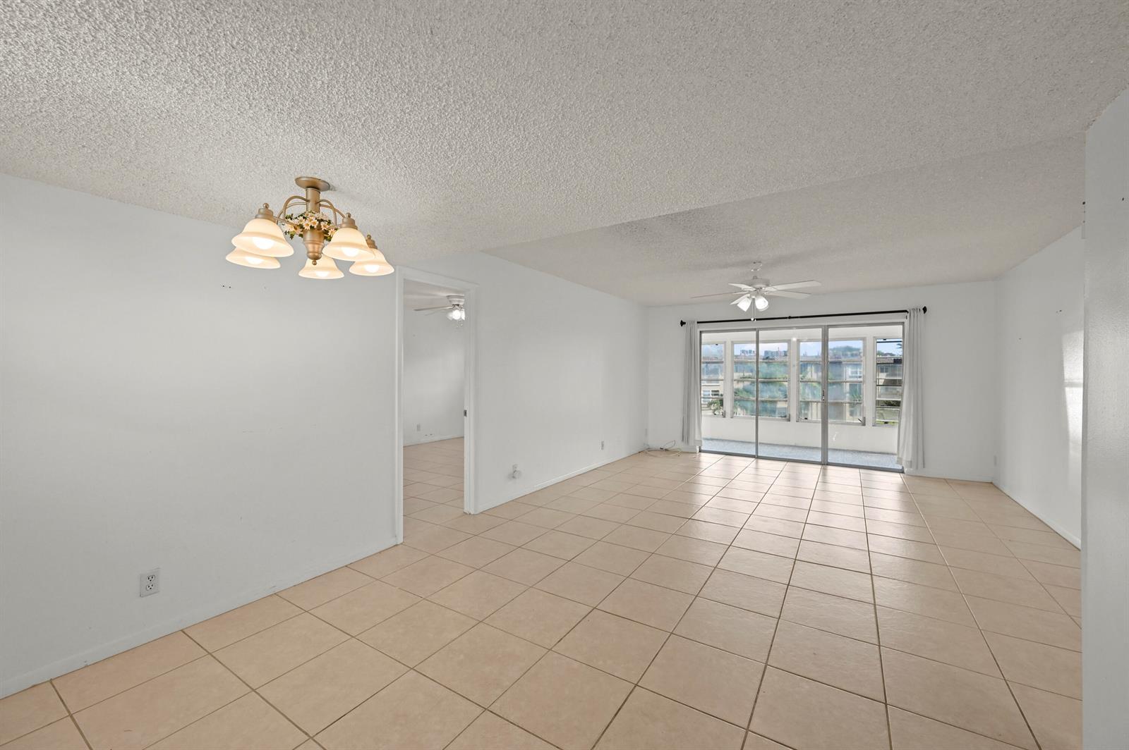 715 Lori Drive # 307, Palm Springs FL 33461 photo 5