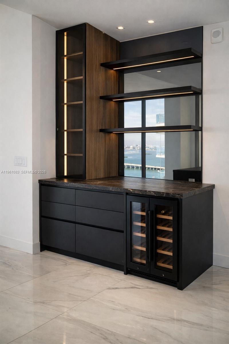 700 NE 24th St # 4301, Miami FL 33137 photo 3