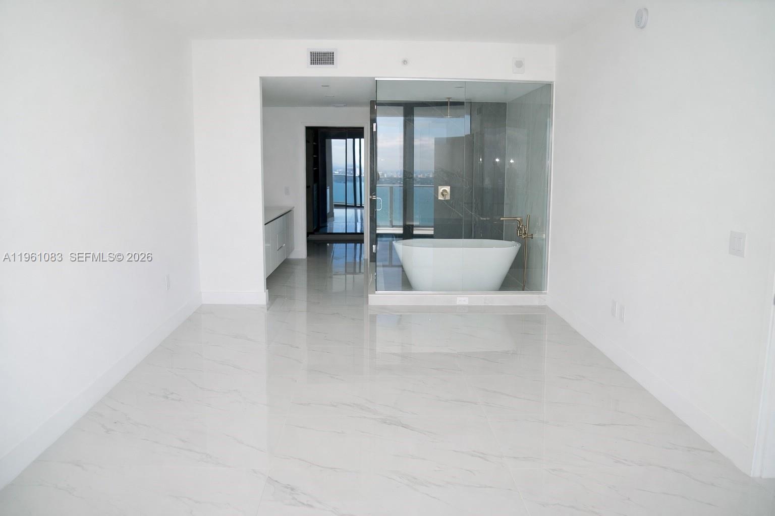 700 NE 24th St # 4301, Miami FL 33137 photo 5