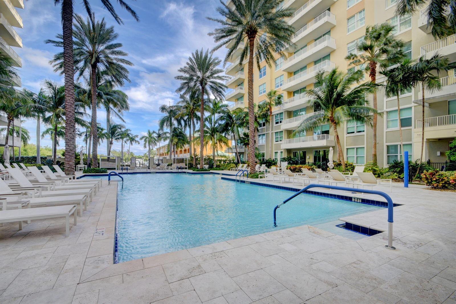 625 Casa Loma Boulevard # 403, Boynton Beach FL 33435 photo 4