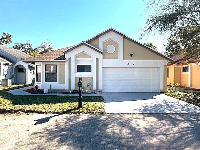 817 E Palm Run Drive, North Lauderdale FL 33068