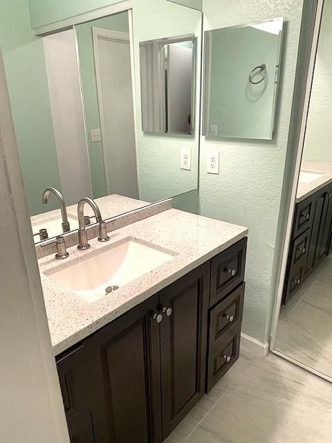 817 E Palm Run Drive, North Lauderdale FL 33068 photo 5