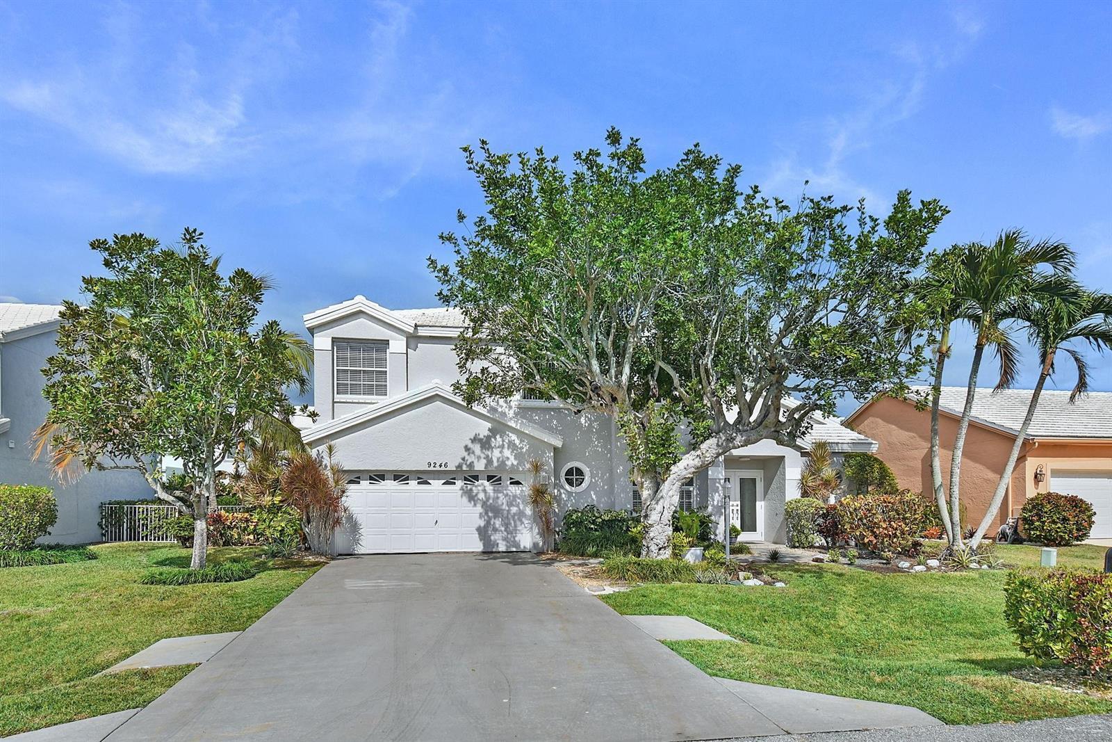 9246 SE Deerberry Place, Jupiter FL 33469 photo 2