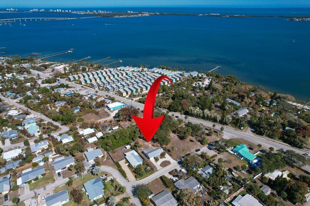 2427 NE Center Street, Jensen Beach FL 34957 photo 3