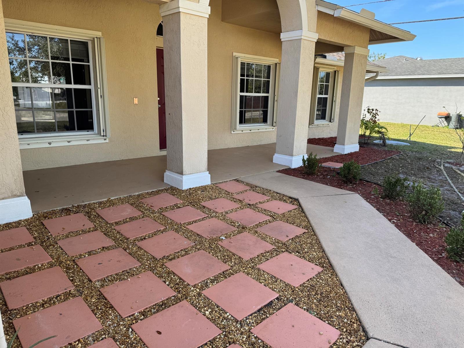 1538 SW Calmar Avenue, Port St. Lucie FL 34953