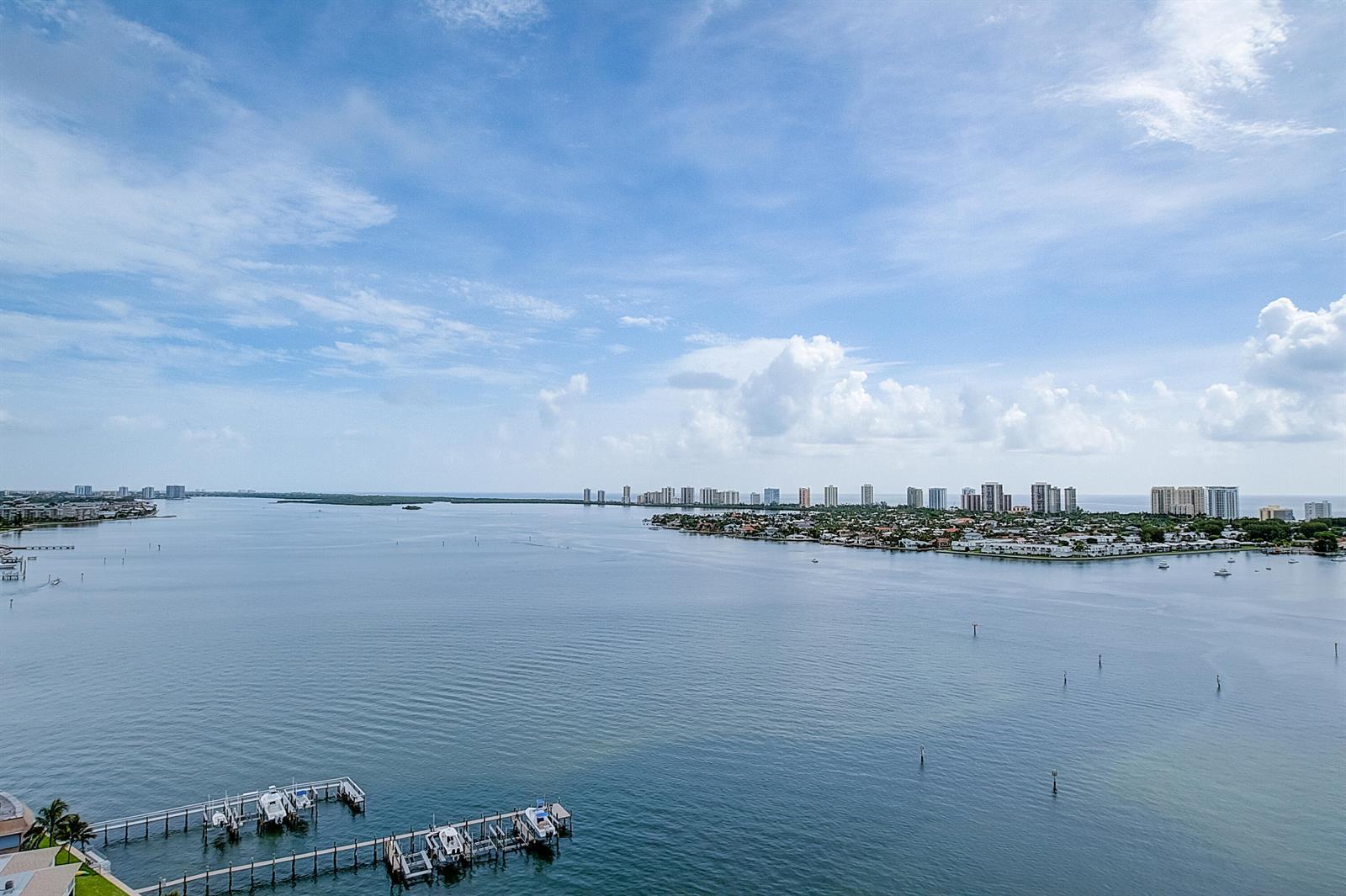 2650 Lake Shore Drive # 1404, Riviera Beach FL 33404 photo 2