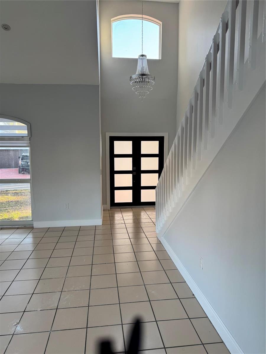 8201 NW 198th Street, Hialeah FL 33015 photo 2