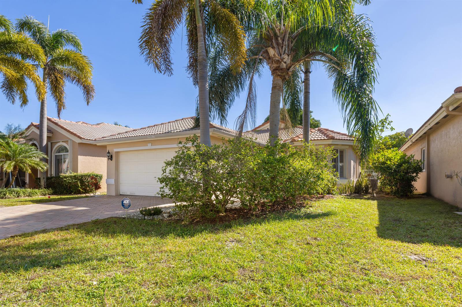 3800 Woodfield Drive, Coconut Creek FL 33073 photo 4