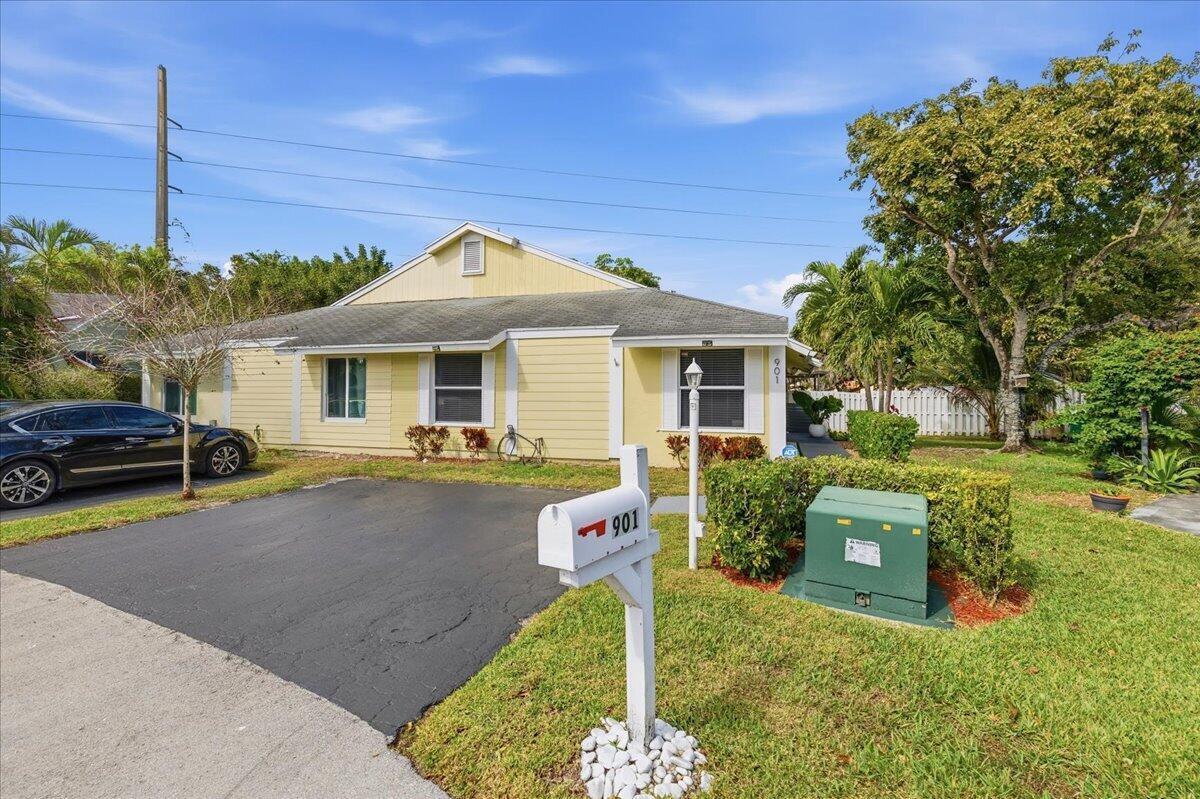 901 SW 111th Way, Davie FL 33324 photo 5