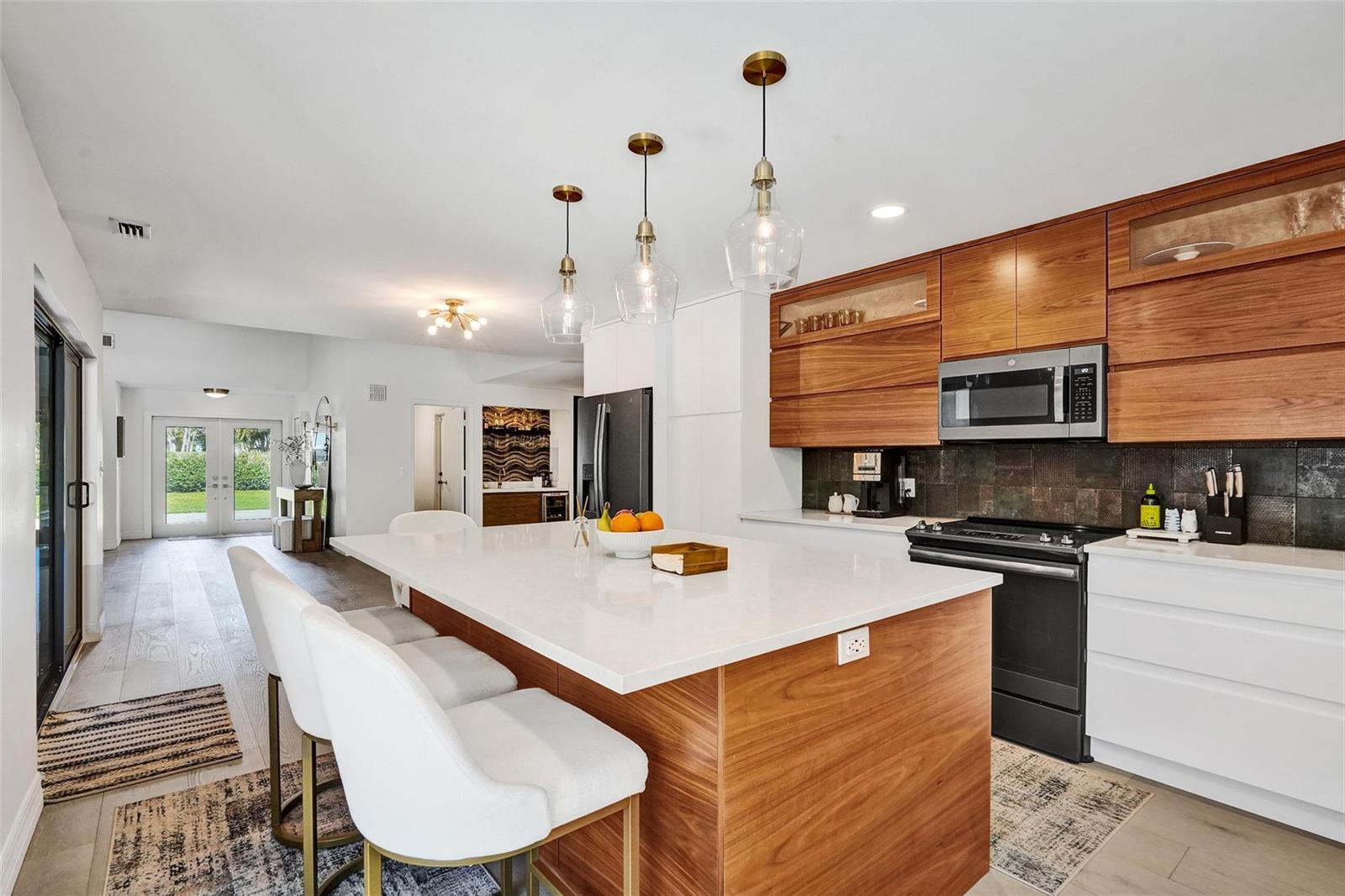 614 Lakewoode Circle W, Delray Beach FL 33445 photo 5