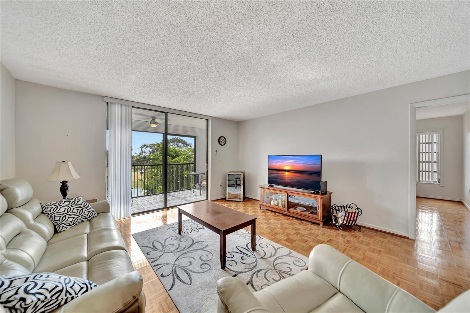3591 N Environ Boulevard # A405, Lauderhill FL 33319 photo 3