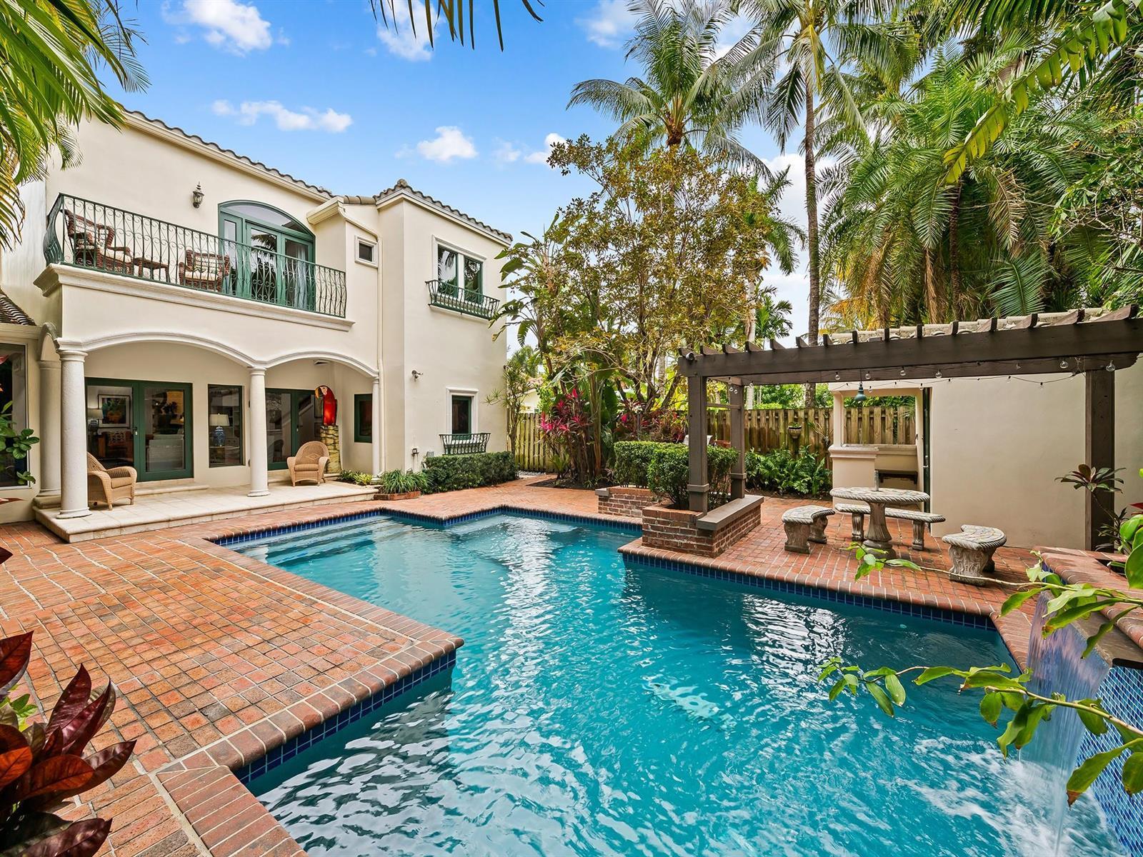 347 Poinciana Drive, Fort Lauderdale FL 33301 photo 3