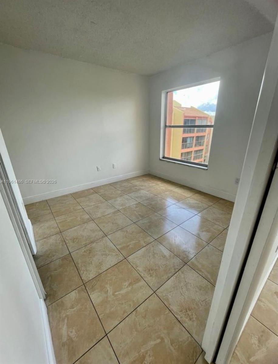 9405 W Flagler St # D403, Miami FL 33174 photo 5
