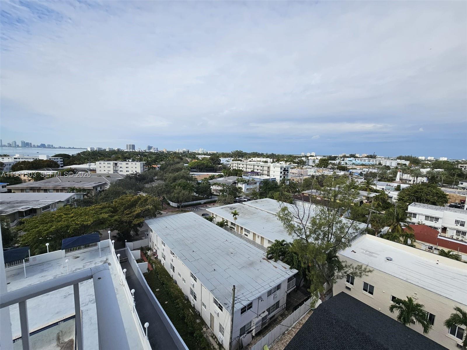 6900 Bay Dr # 8J, Miami Beach FL 33141