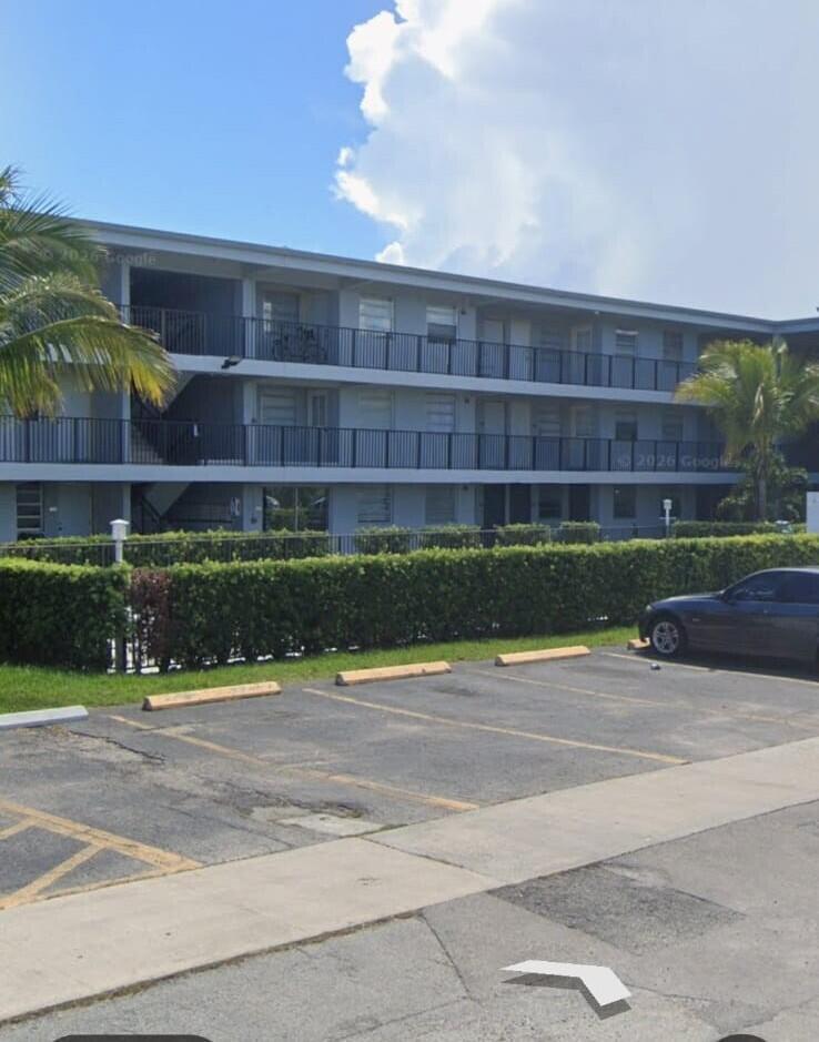 1100 NE 1st Court # 305, Hallandale Beach FL 33009 photo 2