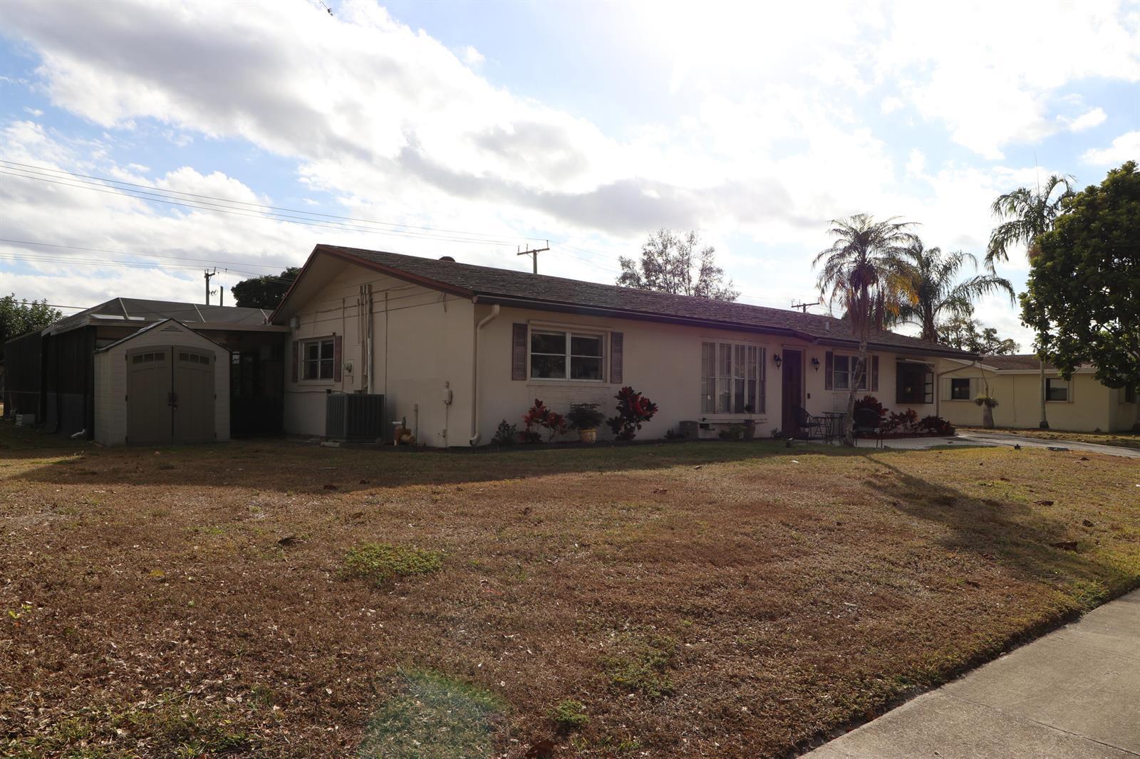 7620 Saint Andrews Road, Lake Worth FL 33467 photo 2