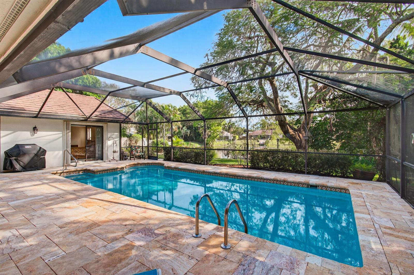 2036 Amesbury Circle, Wellington FL 33414 photo 3
