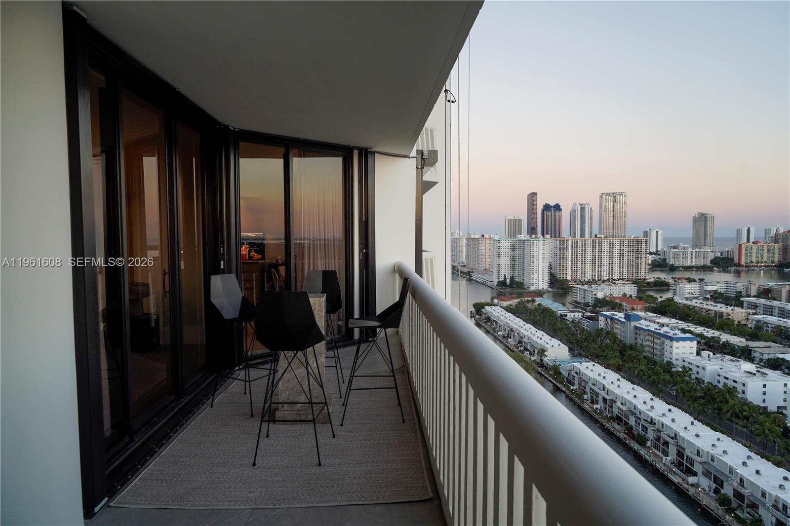 2000 Island Blvd # 2404, Aventura FL 33160 photo 2