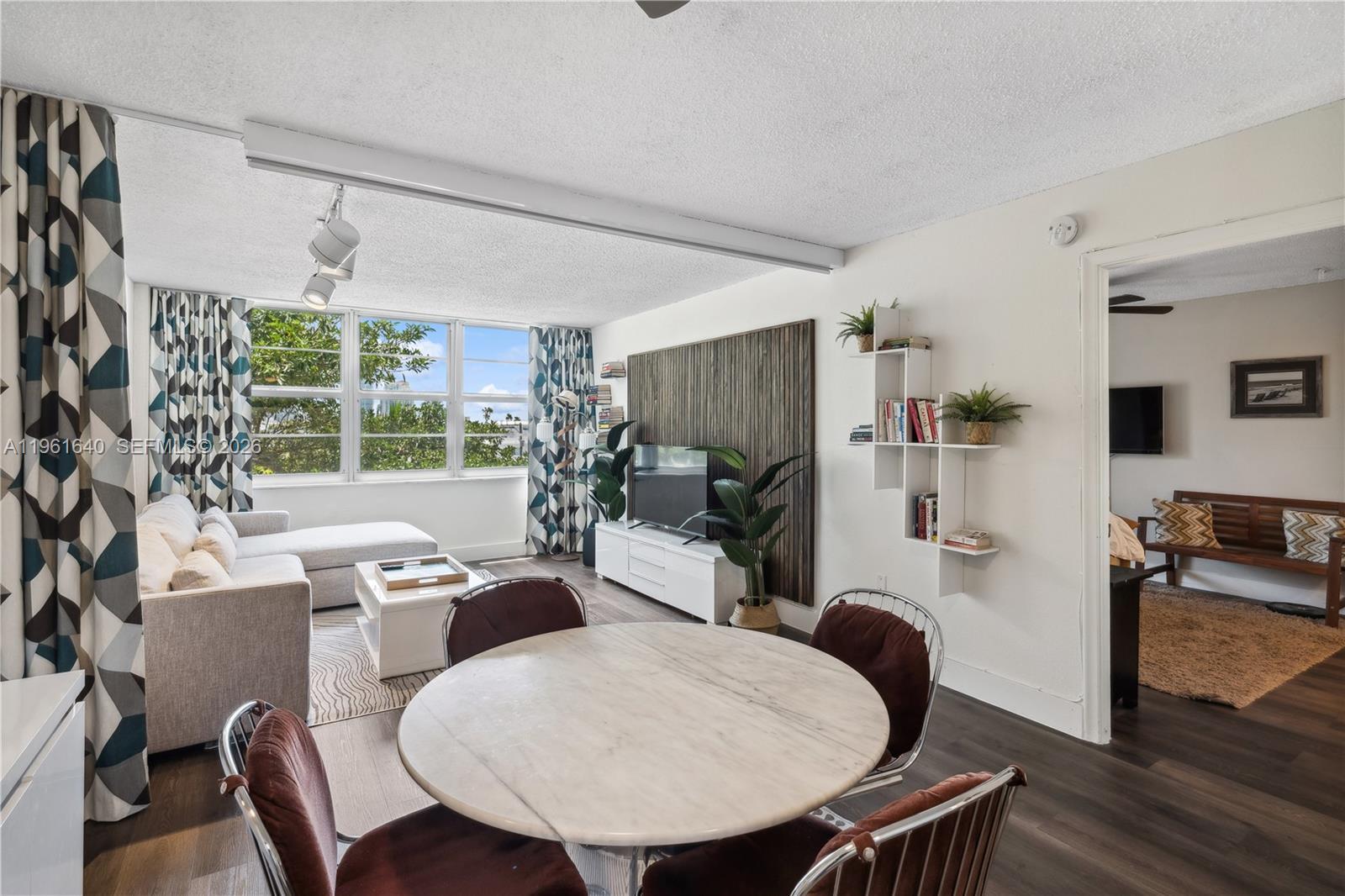 1020 Meridian Ave # 403, Miami Beach FL 33139 photo 2